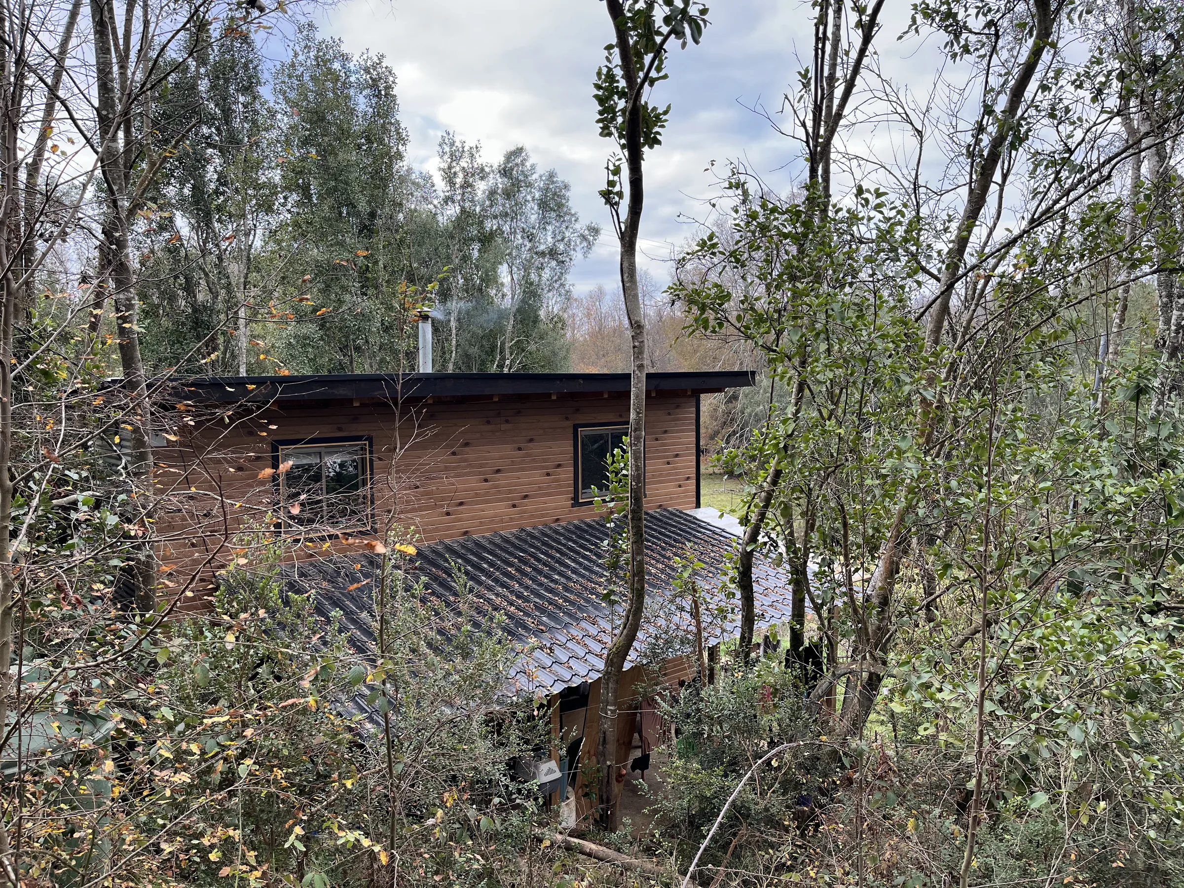 Casa nueva con techo de tejas